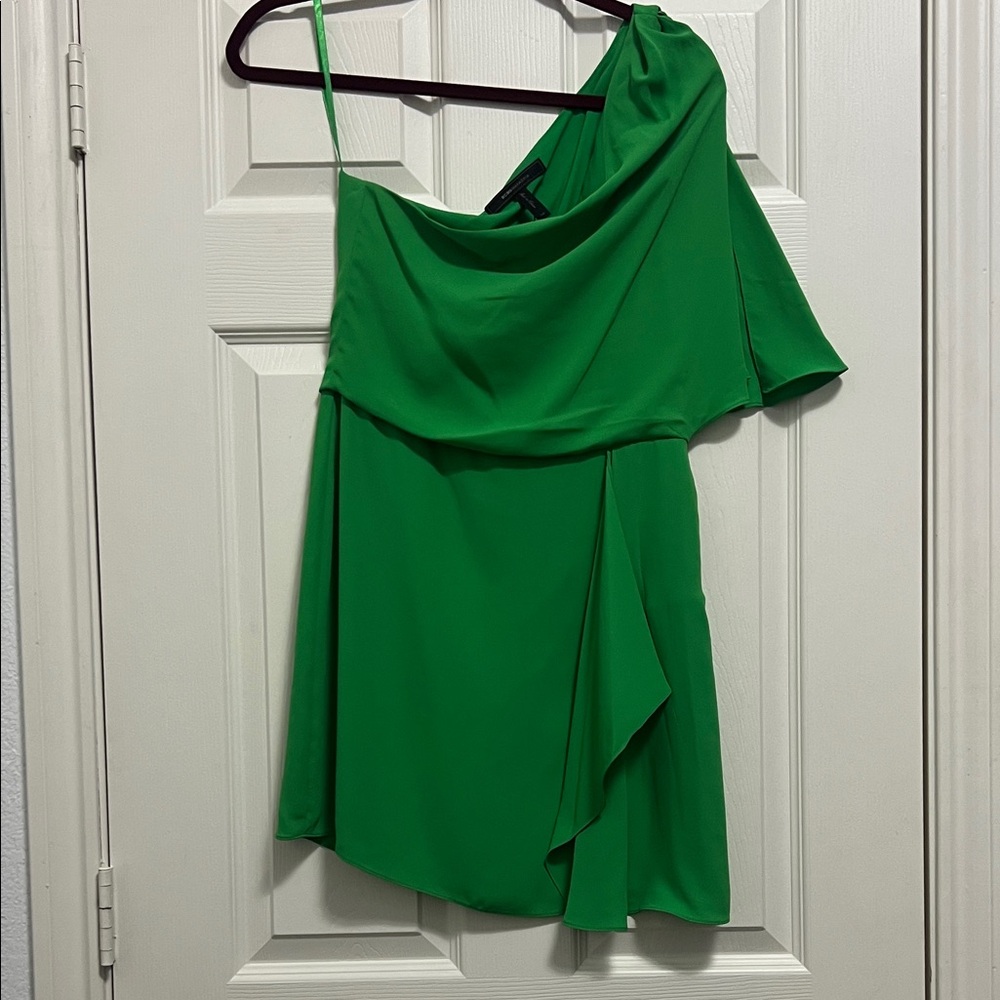 BCBG MAXAZRIA Elegant Green One-Shoulder Dress